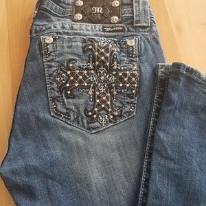 Miss Me midrise bootcut 30